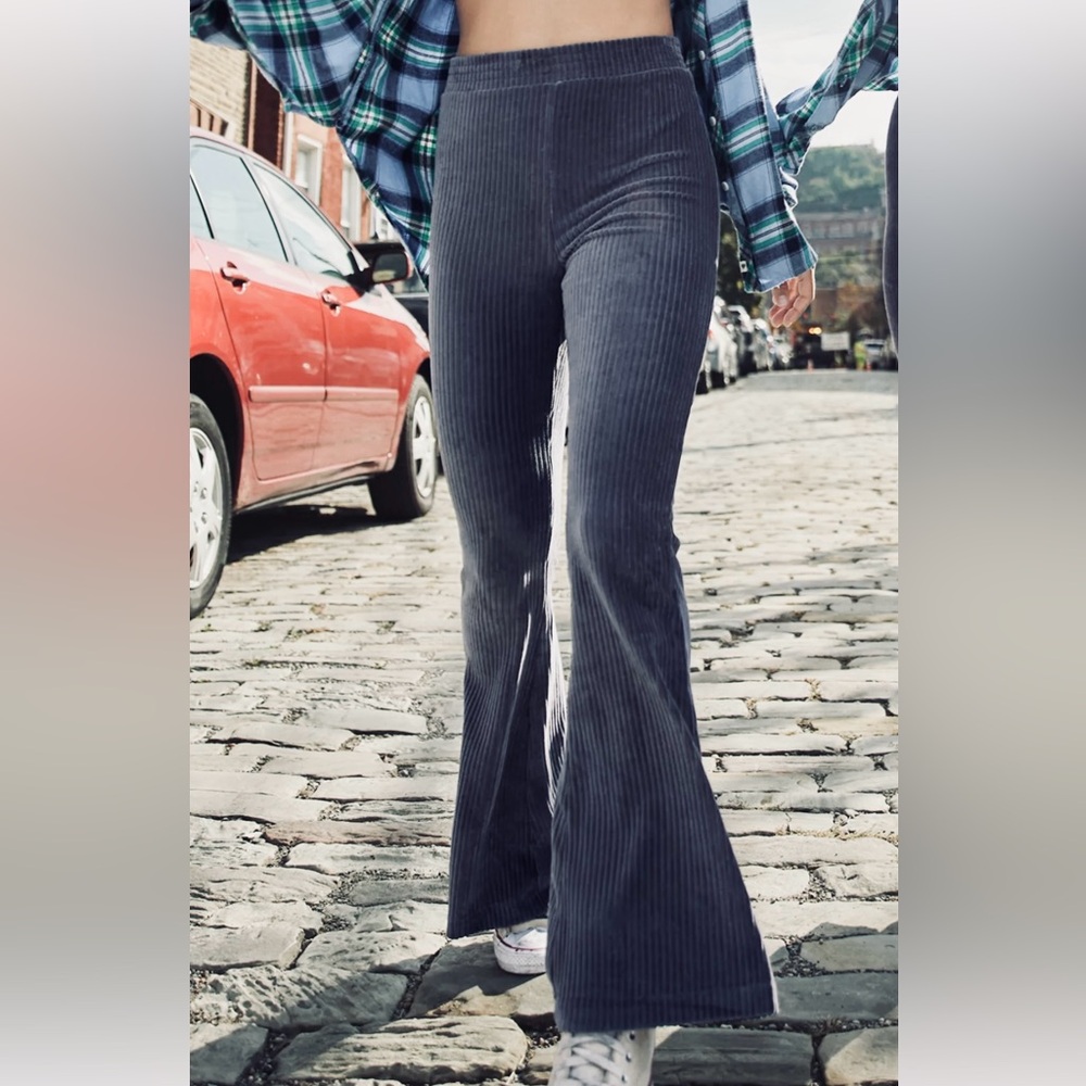 Aerie Groove-On Velour High Waisted Flare Pants